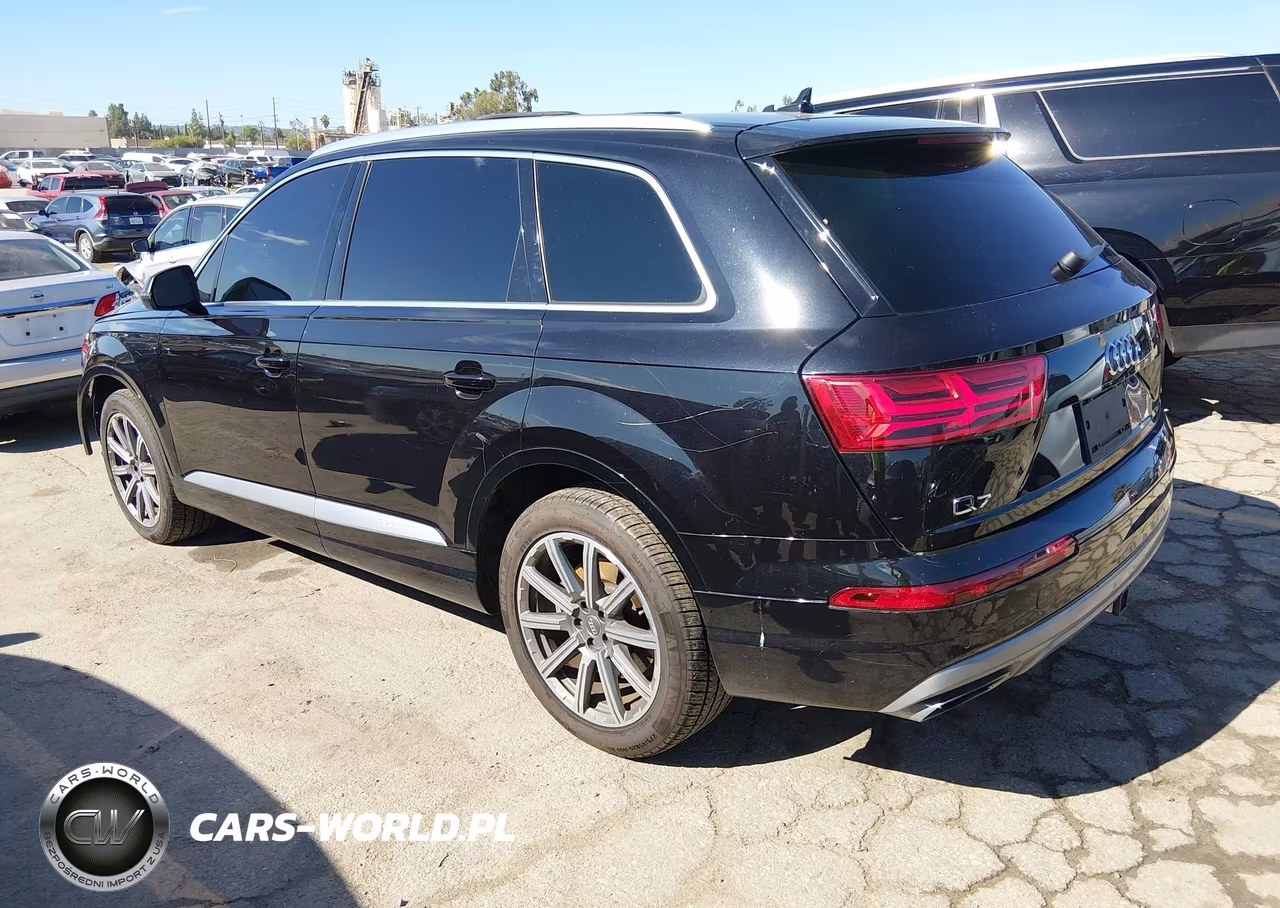 2018 Audi Q7 2.0T Premium VIN:WA1LHAF78JD028827 - 3