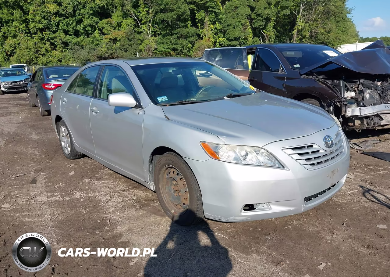 2009 Toyota Camry Le – zdjęcie 1 z 11