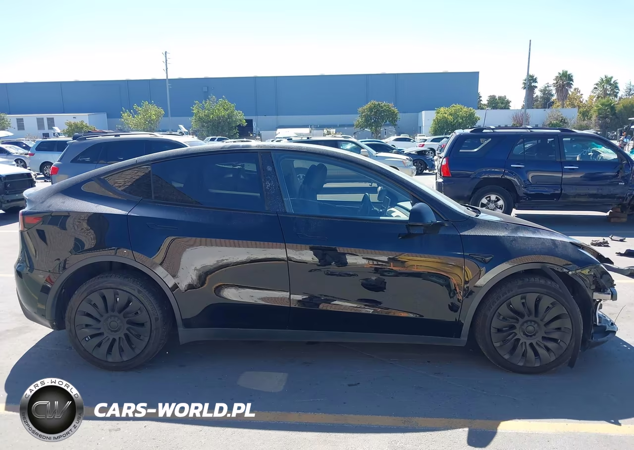 2023 Tesla Model Y Awd-Long Range Dual Motor All-Wheel Drive VIN:7SAYGDEE8PF919589 - 14