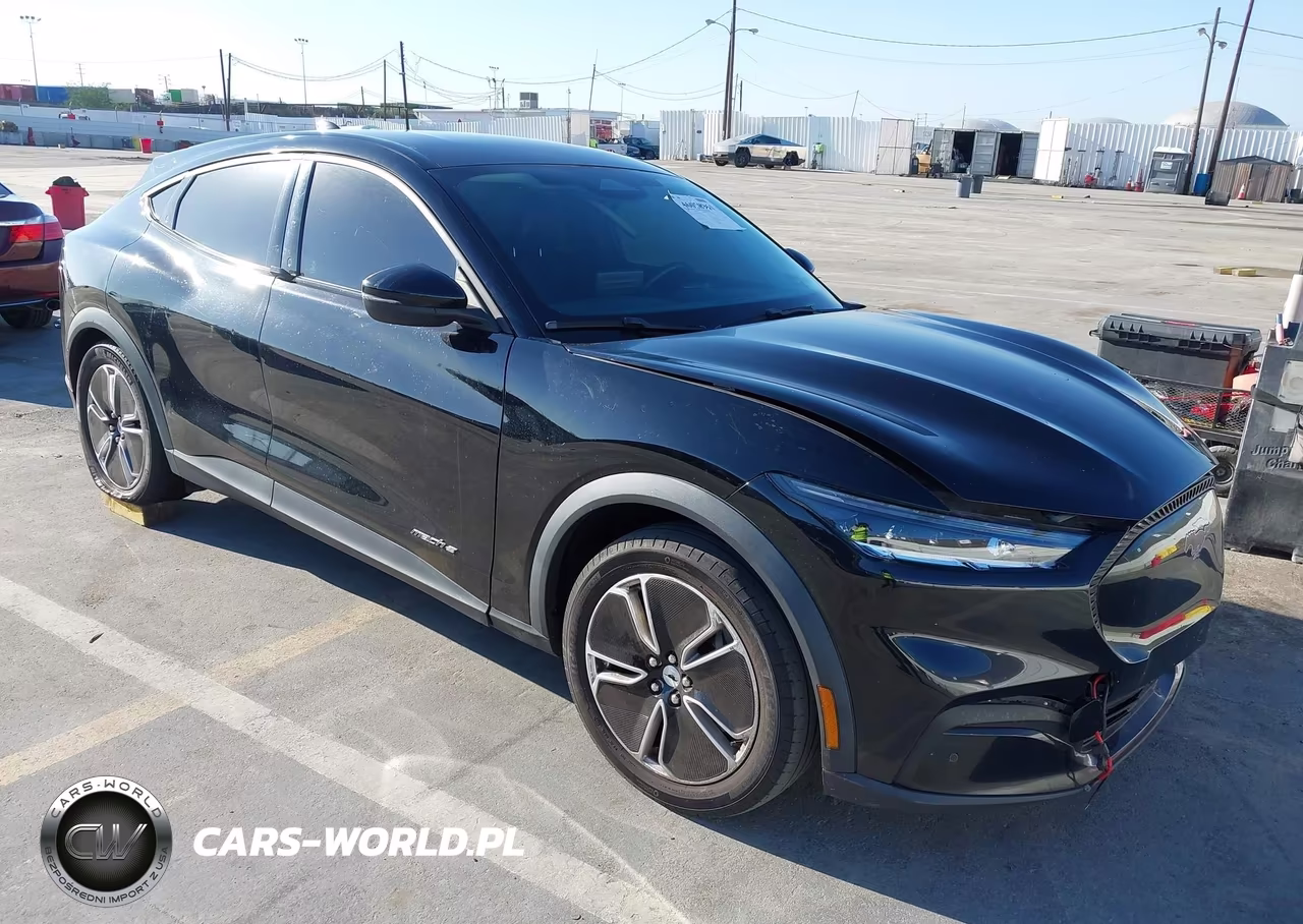 2022 Ford Mustang Mach-E Select