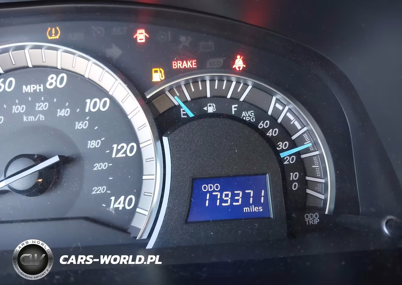 2014 Toyota Camry Se Sport VIN:4T1BF1FK3EU448816 - 15