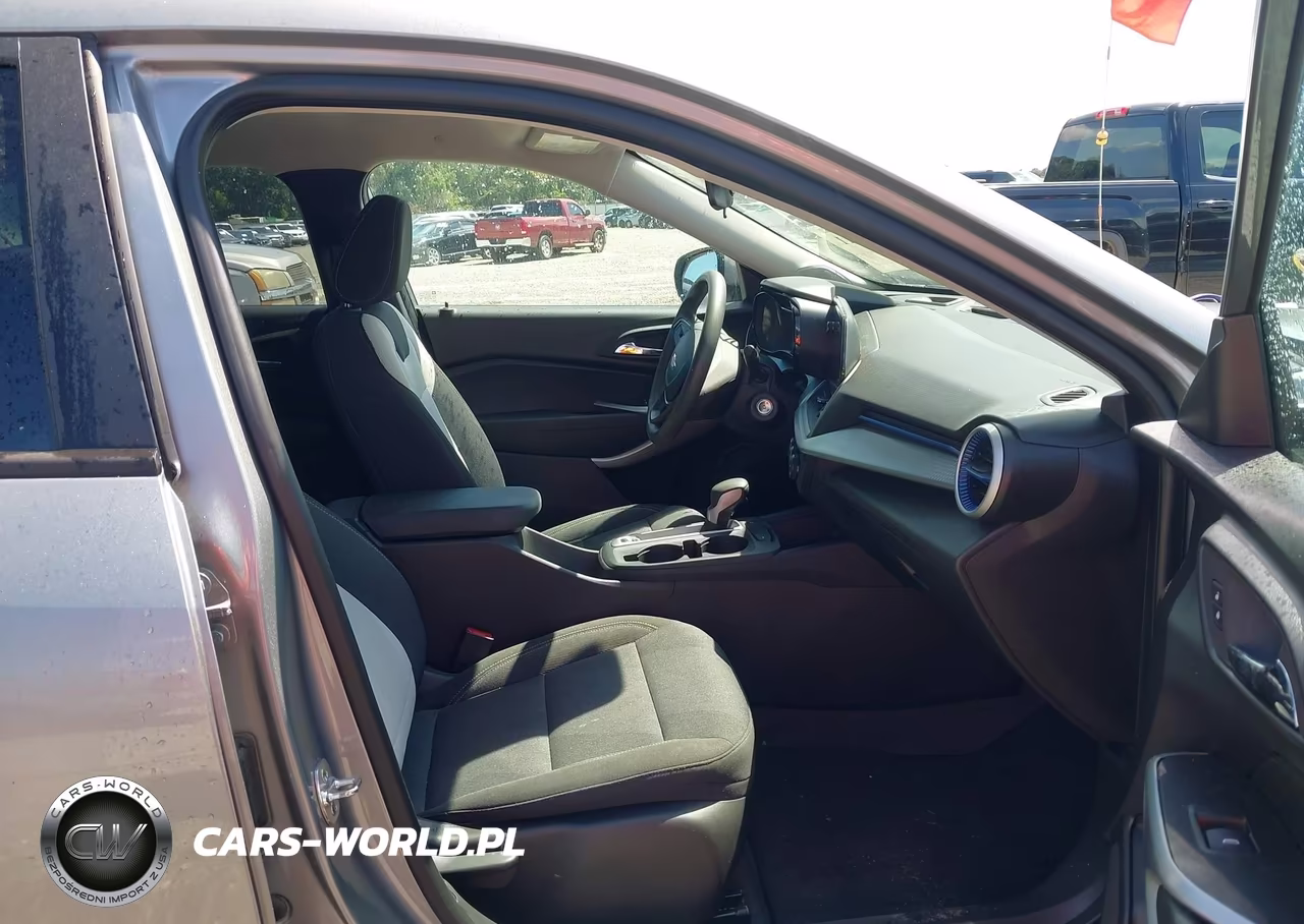 2025 Chevrolet Trax Fwd Ls VIN:KL77LFEP9SC301573 - 5