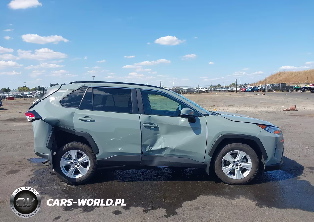 2021 Toyota Rav4 Xle VIN:2T3P1RFVXMW205099 - 13