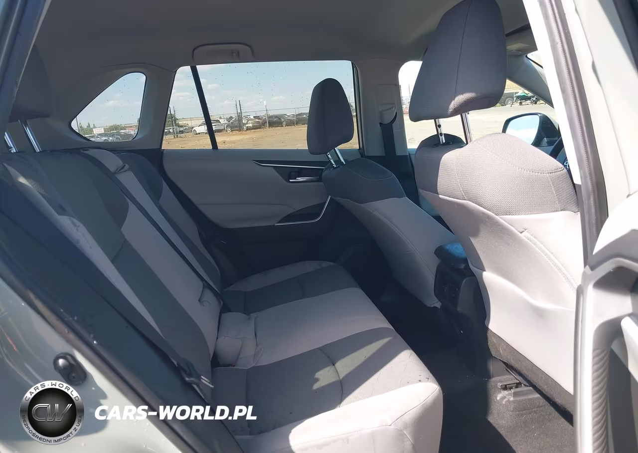 2021 Toyota Rav4 Xle VIN:2T3P1RFVXMW205099 - 8