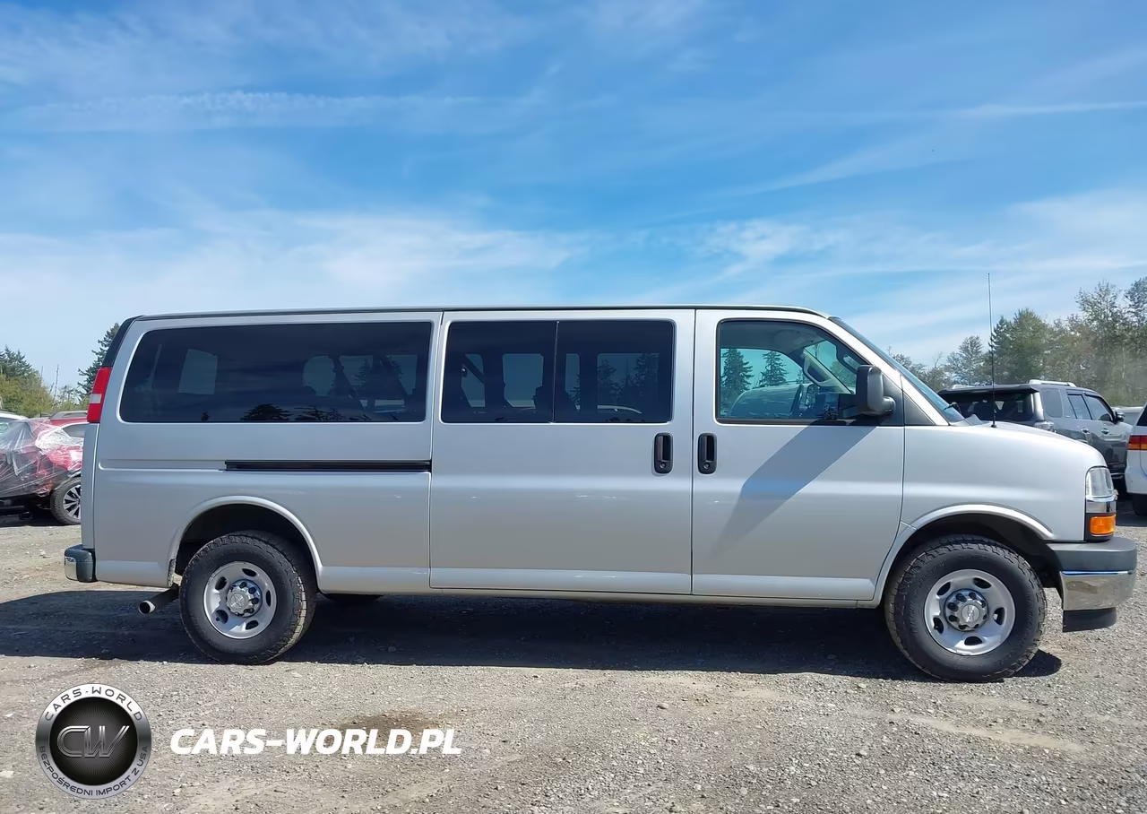 2017 Chevrolet Express 3500 Lt VIN:1GAZGPFF9H1291782 - 13
