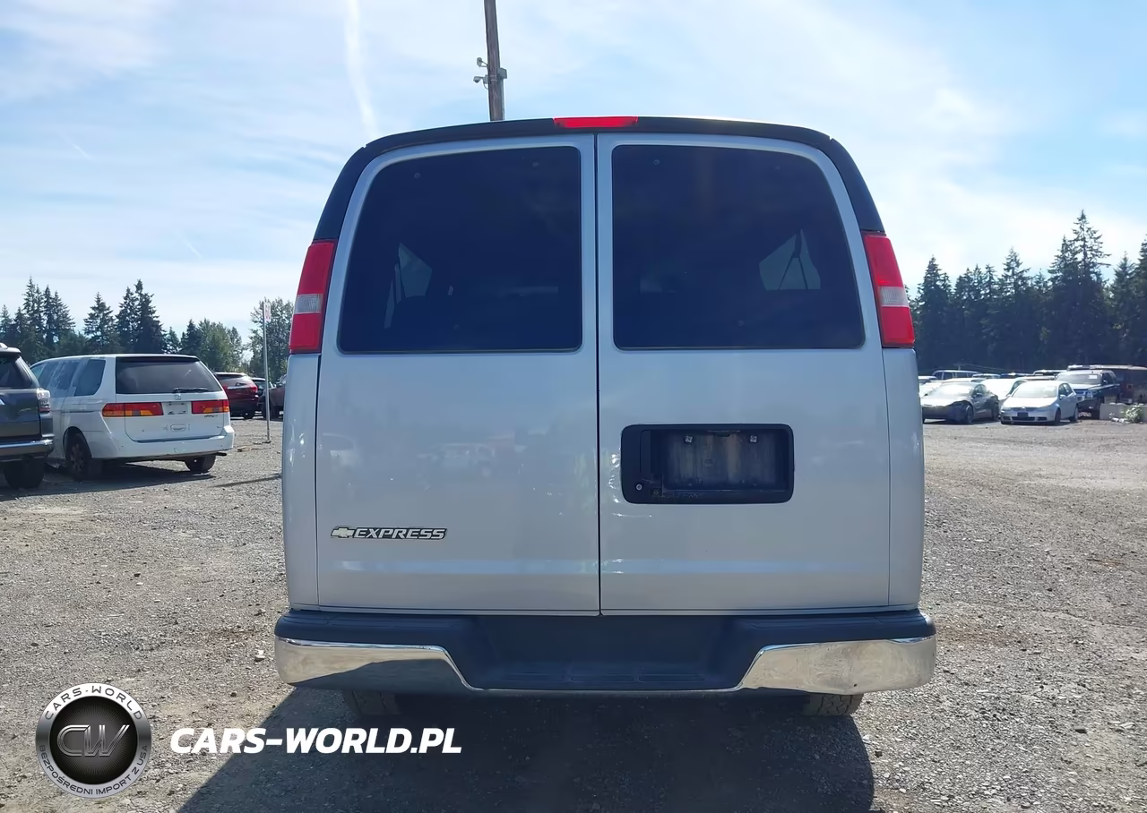 2017 Chevrolet Express 3500 Lt VIN:1GAZGPFF9H1291782 - 16