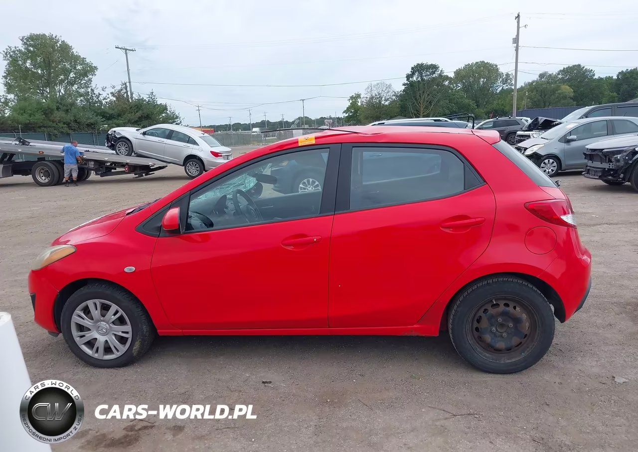 2011 Mazda Mazda2 Sport VIN:JM1DE1HY1B0105927 - 14