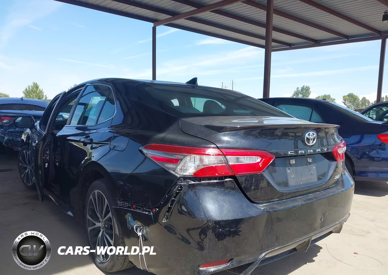 2019 Toyota Camry L-Le-Se-Xle VIN:4T1B11HK5KU822401 - 3