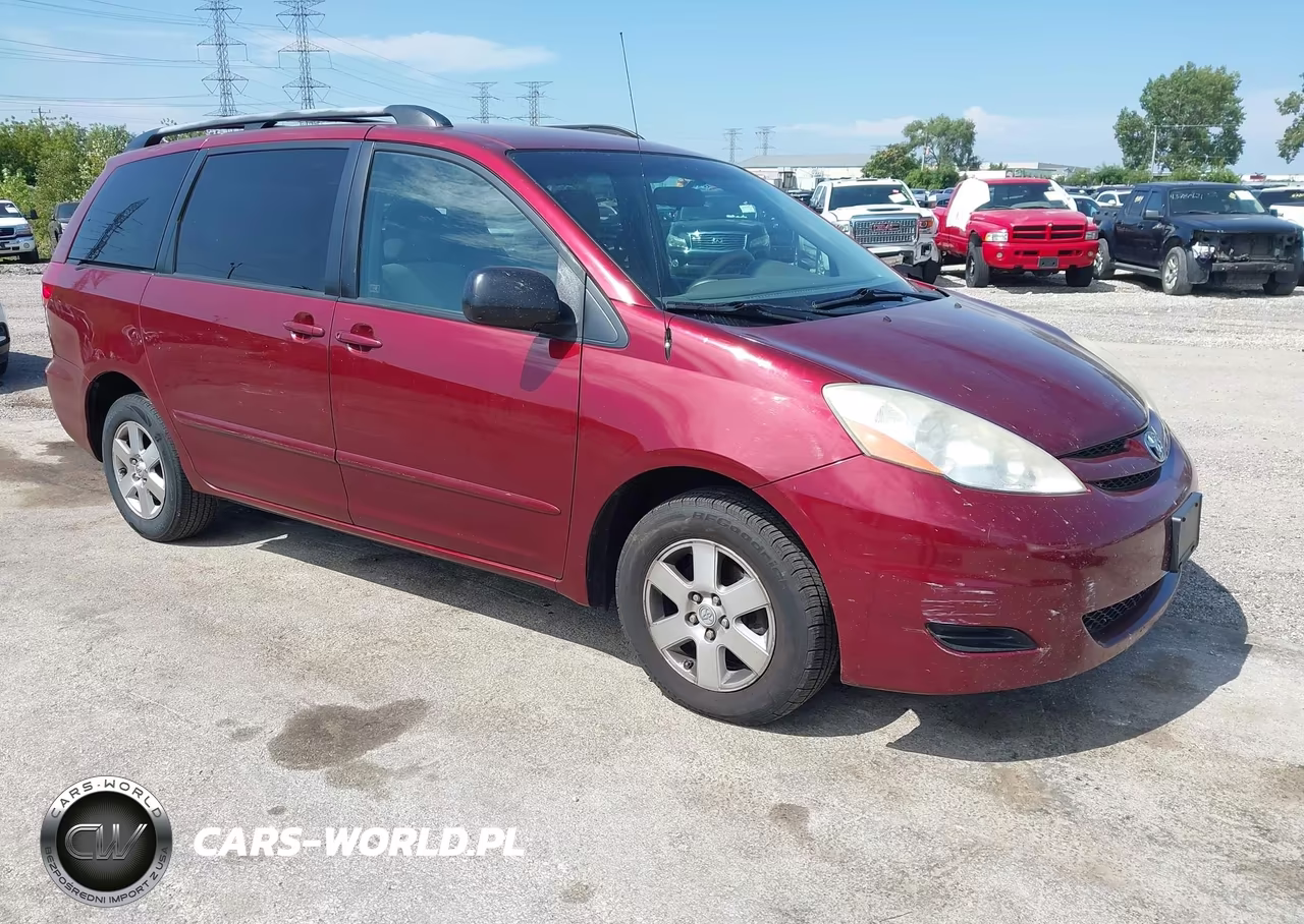 2008 Toyota Sienna Le – zdjęcie 1 z 16