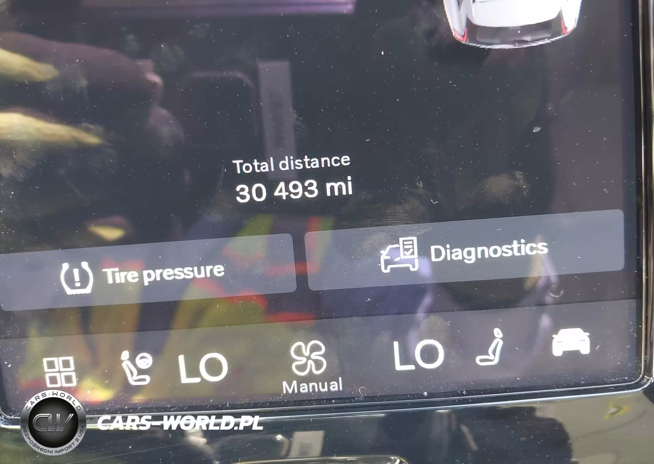 2024 Volvo Xc60 Recharge Plug-In Hybrid T8 Plus Dark Theme VIN:YV4H60DLXR1860725 - 15