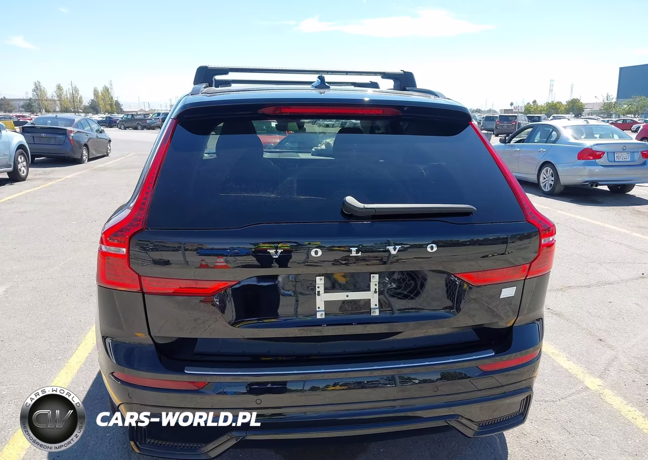 2024 Volvo Xc60 Recharge Plug-In Hybrid T8 Plus Dark Theme VIN:YV4H60DLXR1860725 - 16