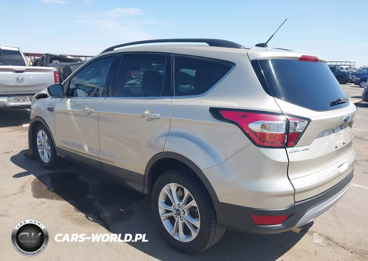 2017 Ford Escape Se VIN:1FMCU0G97HUE55014 - 3