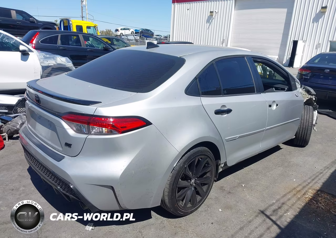 2020 Toyota Corolla Se Nightshade Edition VIN:5YFS4RCE1LP047945 - 4