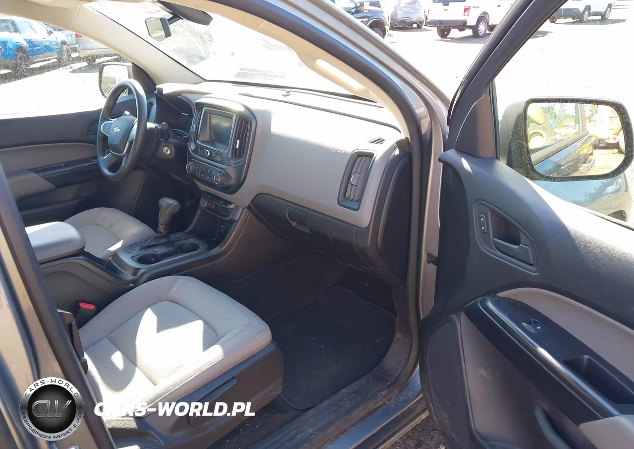 2018 Chevrolet Colorado Wt VIN:1GCHSBEAXJ1243546 - 5