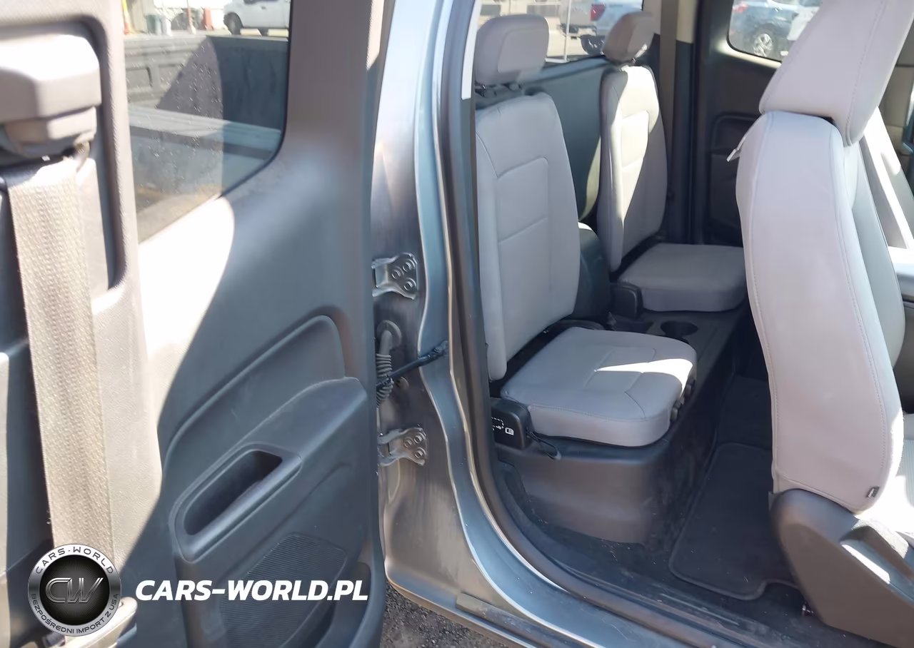 2018 Chevrolet Colorado Wt VIN:1GCHSBEAXJ1243546 - 8