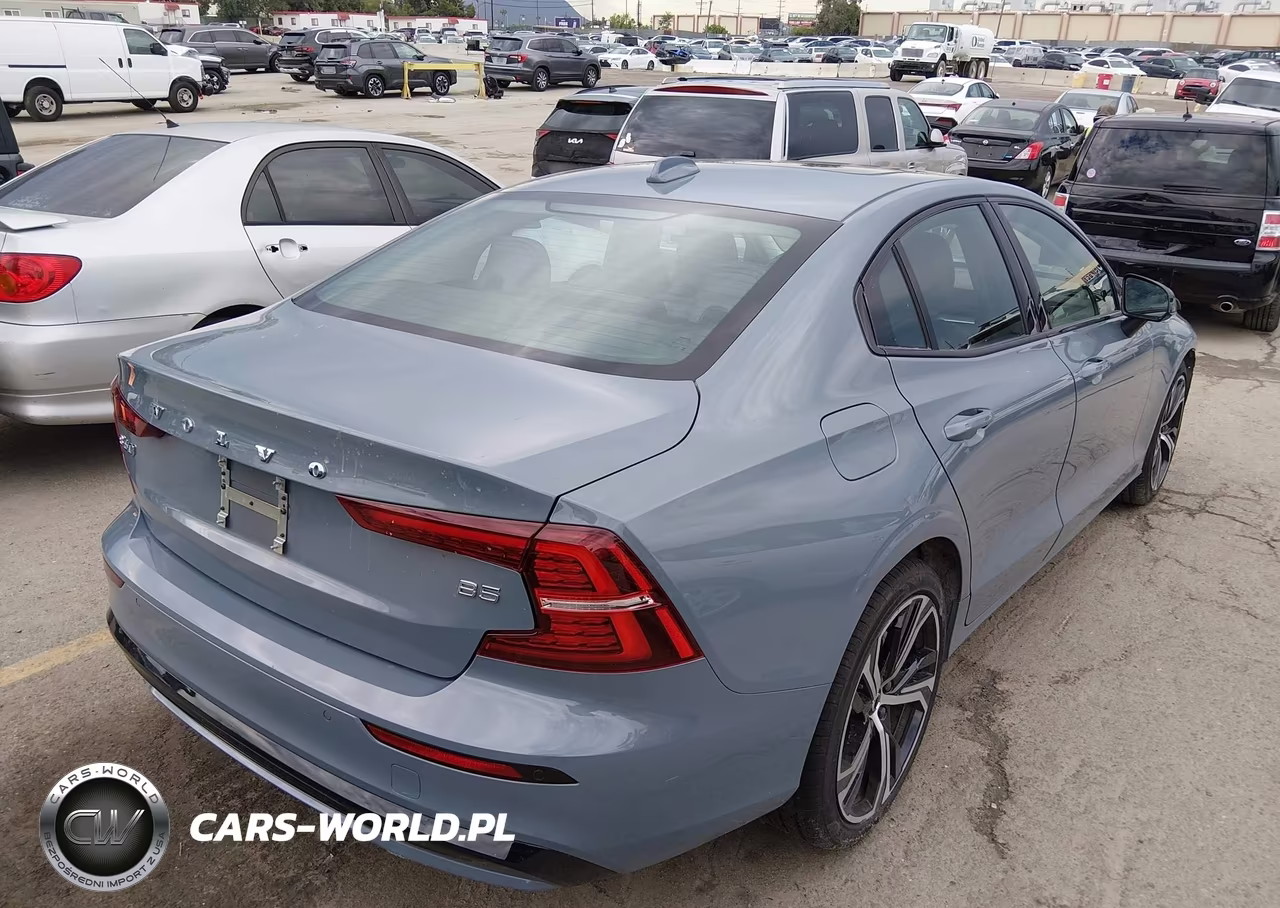 2024 Volvo S60 B5 Core Dark Theme VIN:7JRL12FK1RG321422 - 4