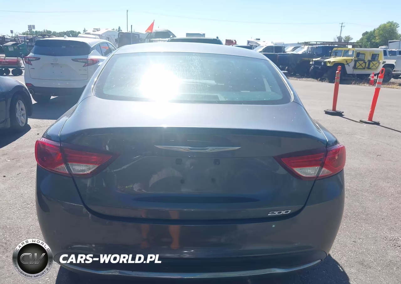 2015 Chrysler 200 Limited VIN:1C3CCCAB8FN624778 - 16