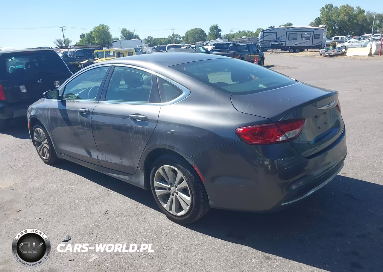 2015 Chrysler 200 Limited VIN:1C3CCCAB8FN624778 - 3