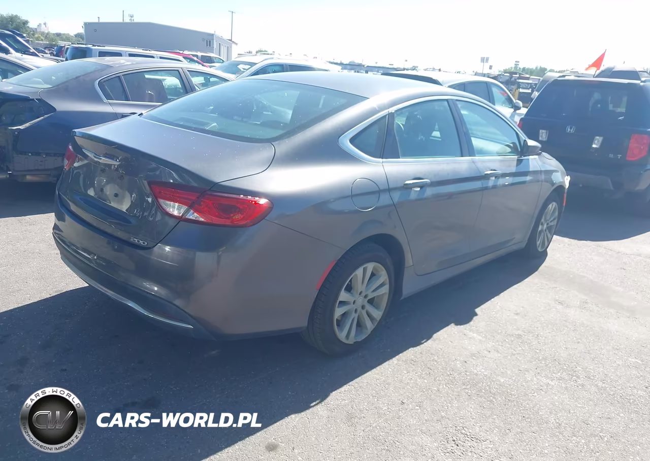 2015 Chrysler 200 Limited VIN:1C3CCCAB8FN624778 - 4
