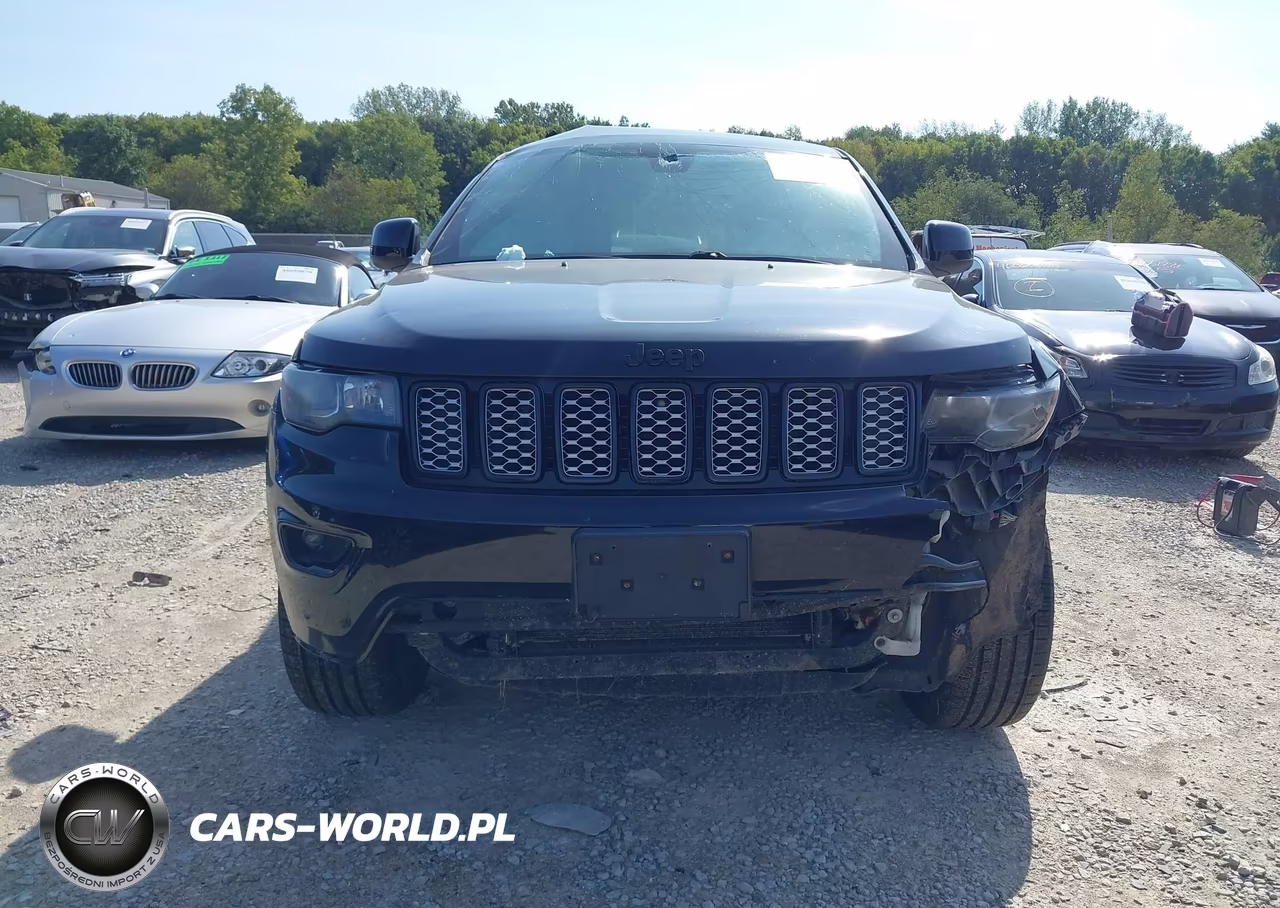 2018 Jeep Grand Cherokee Altitude 4X4 VIN:1C4RJFAG8JC120857 - 6