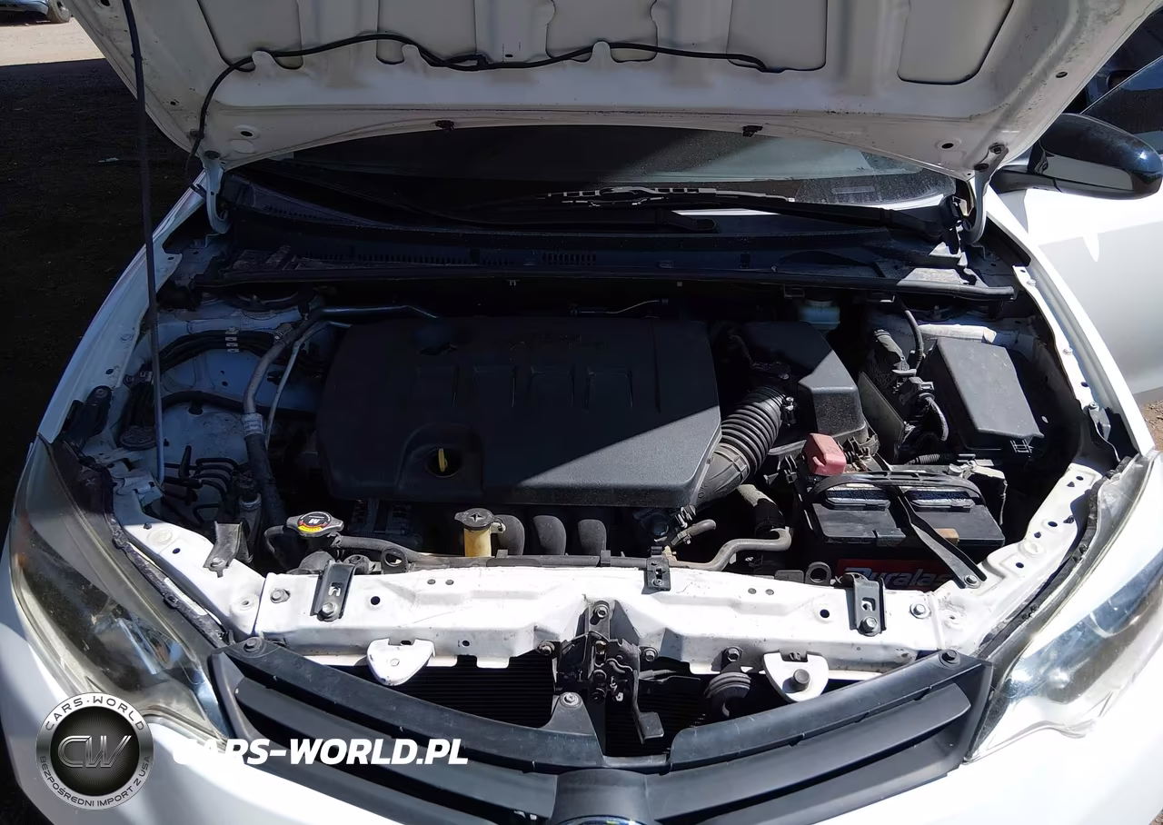2015 Toyota Corolla Le VIN:5YFBURHE1FP239931 - 10