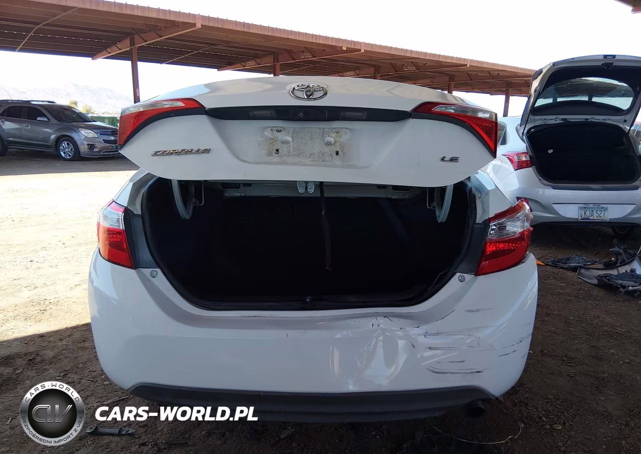 2015 Toyota Corolla Le VIN:5YFBURHE1FP239931 - 16