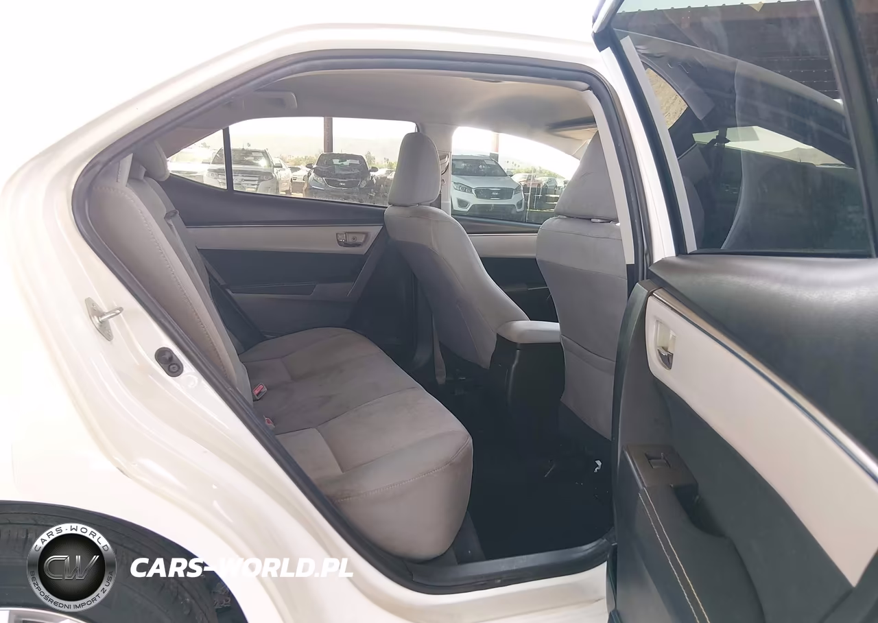 2015 Toyota Corolla Le VIN:5YFBURHE1FP239931 - 8