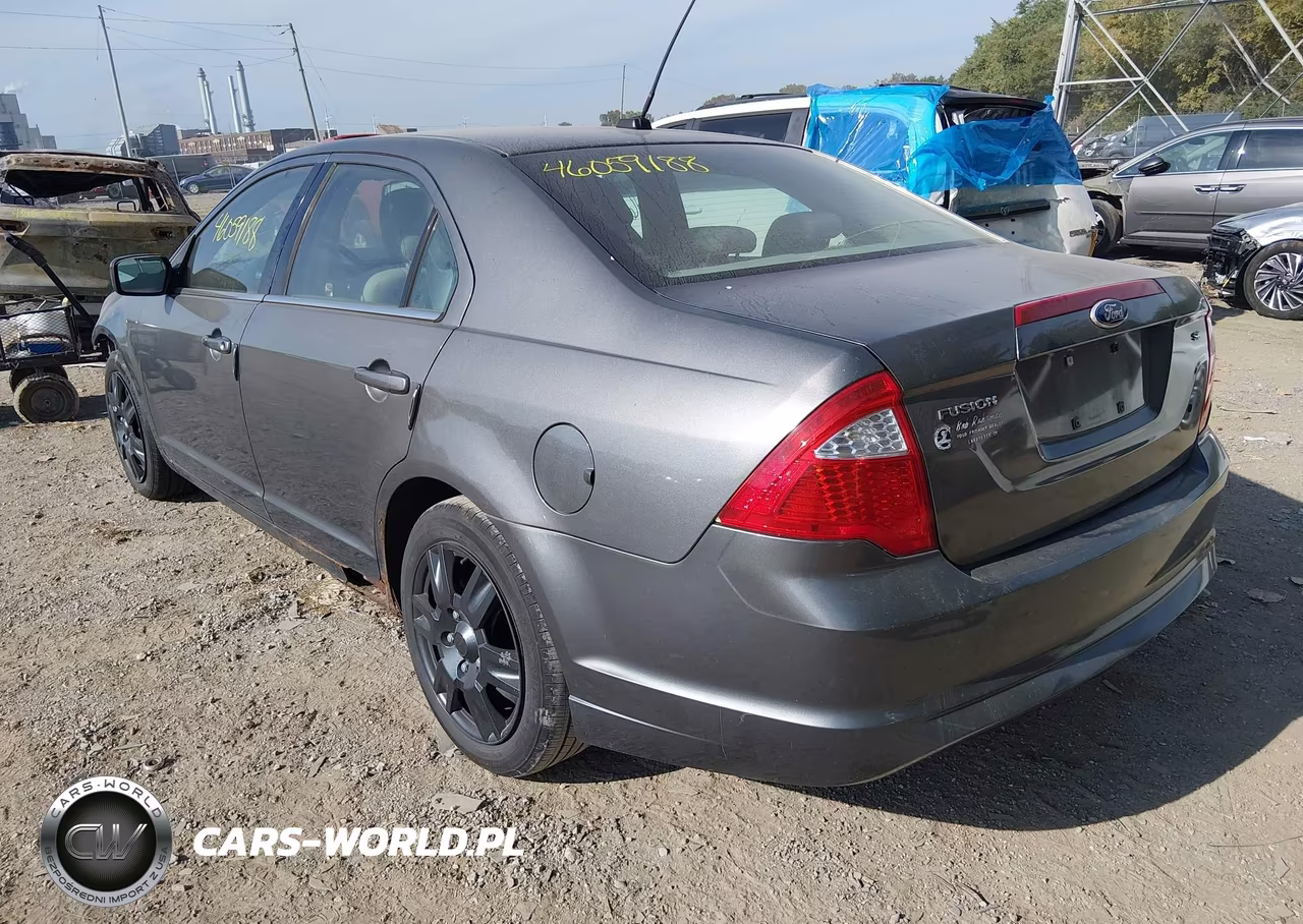 2010 Ford Fusion Se VIN:3FAHP0HA8AR265381 - 3