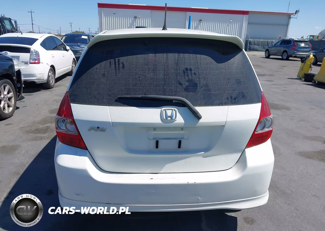 2007 Honda Fit Sport VIN:JHMGD38637S060588 - 17