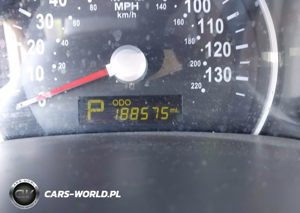 2011 Kia Sedona Lx VIN:KNDMG4C74B6374608 - 15