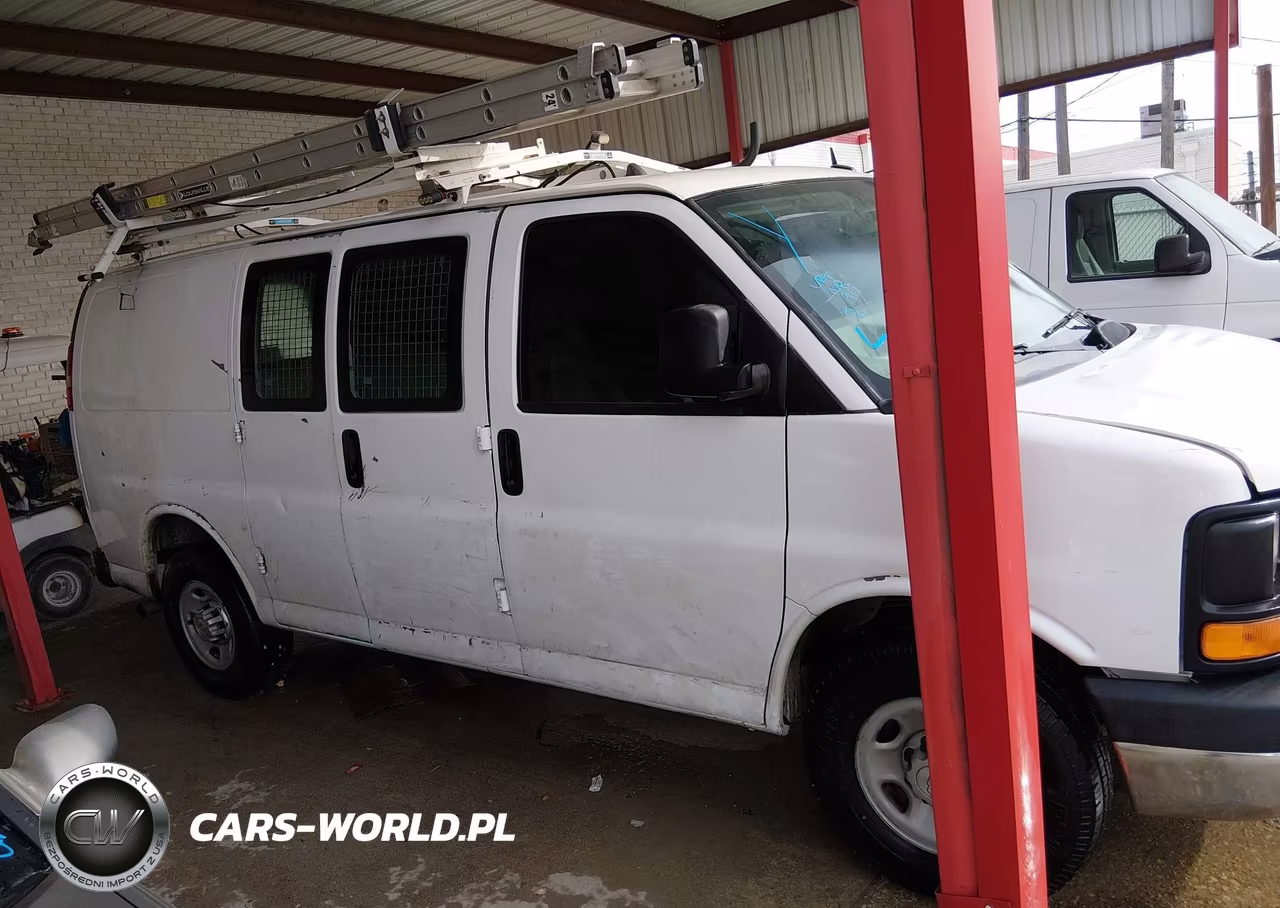 2014 Chevrolet Express 2500 Work Van VIN:1GCWGFCB7E1115184 - 14
