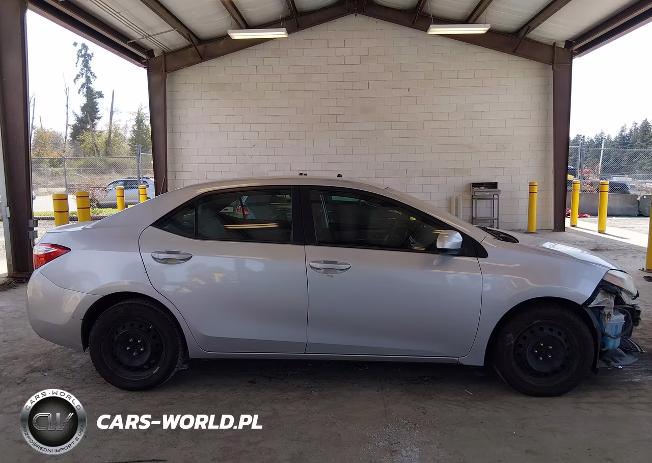 2016 Toyota Corolla Le VIN:5YFBURHEXGP392681 - 14