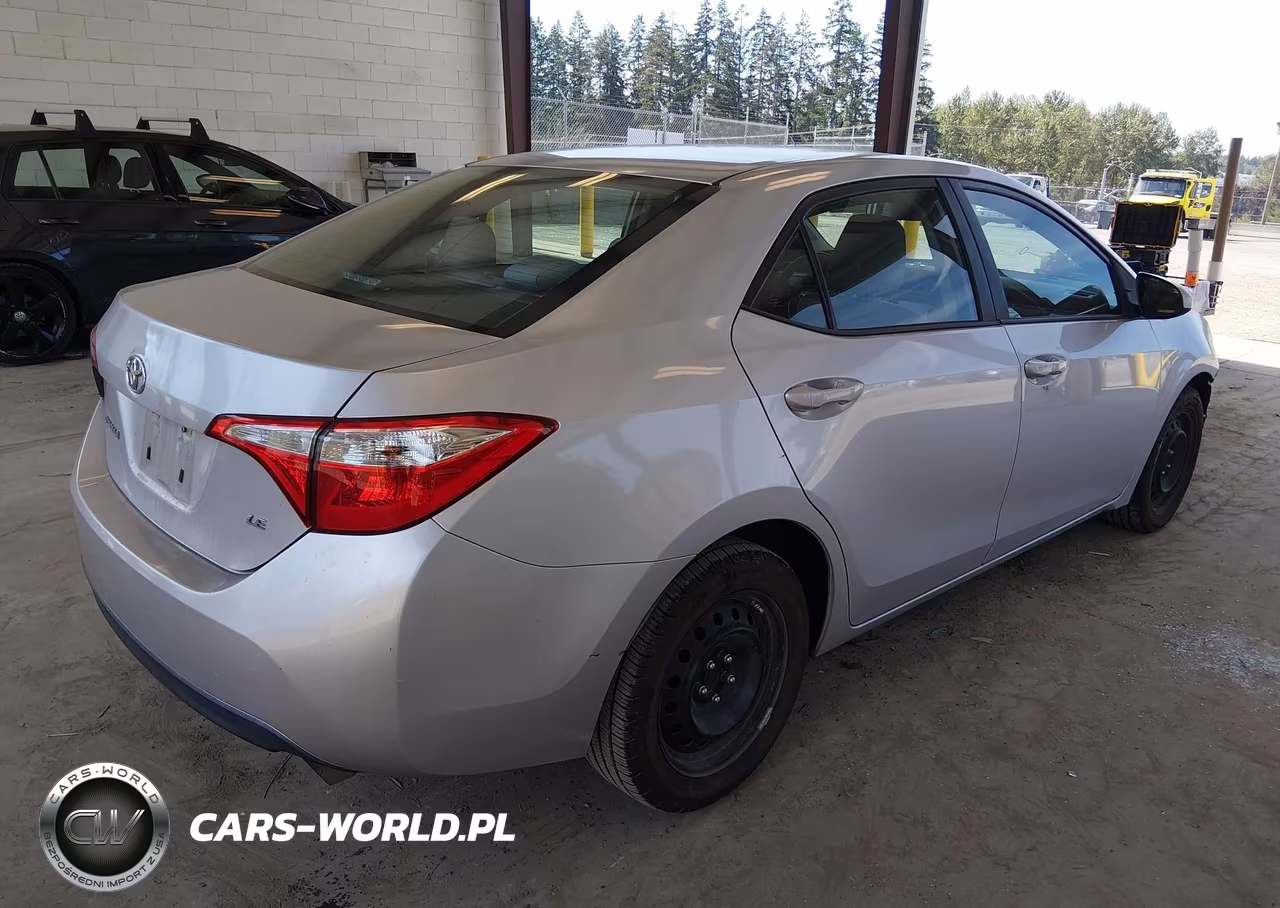2016 Toyota Corolla Le VIN:5YFBURHEXGP392681 - 4