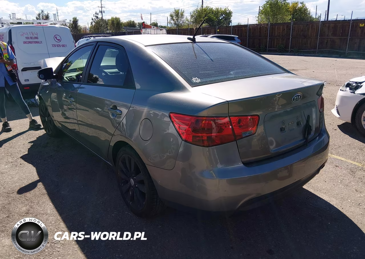 2011 Kia Forte Sx VIN:KNAFW4A30B5358162 - 3