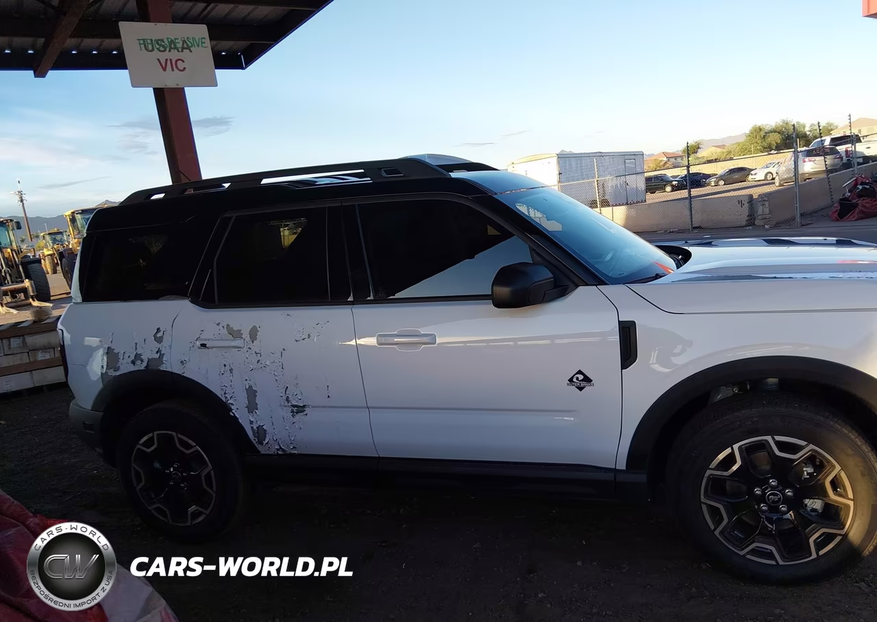 2026 Ford Bronco Sport Outer Banks VIN:3FMCR9CN1TRF06712 - 13