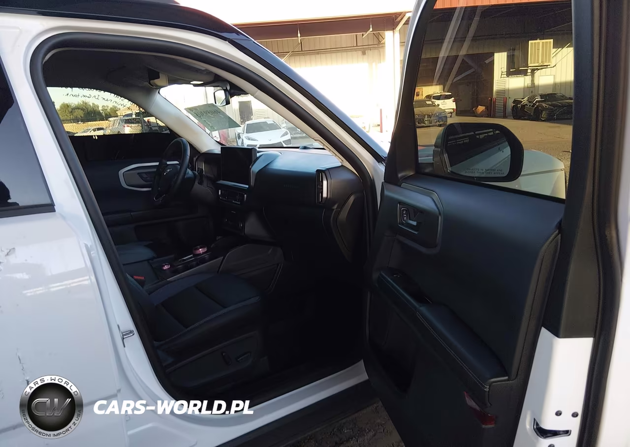 2026 Ford Bronco Sport Outer Banks VIN:3FMCR9CN1TRF06712 - 5