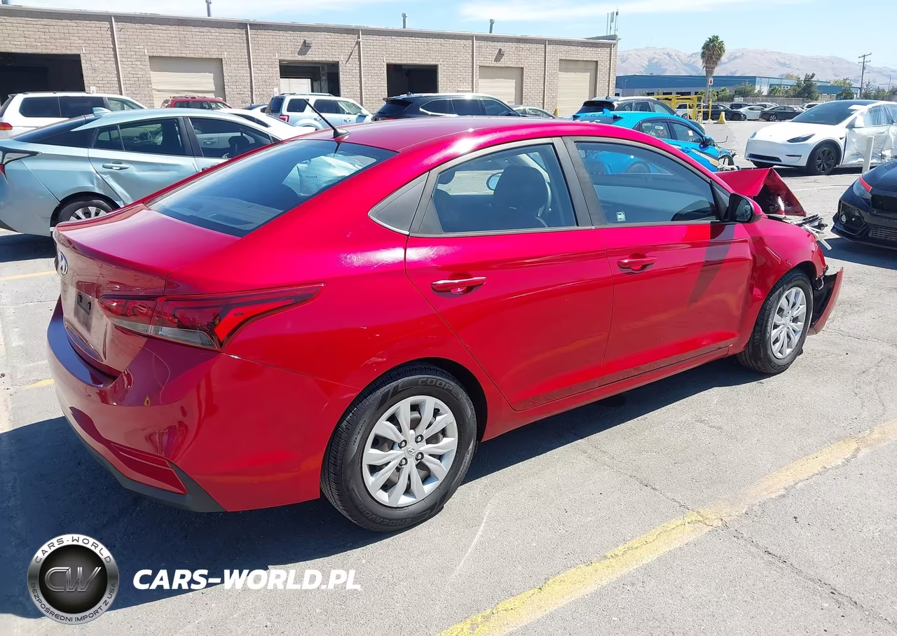 2019 Hyundai Accent Se VIN:3KPC24A37KE079409 - 4