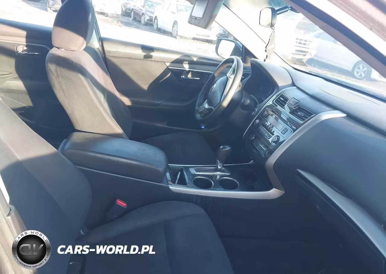 2014 Nissan Altima 2.5 VIN:1N4AL3AP4EN377455 - 5