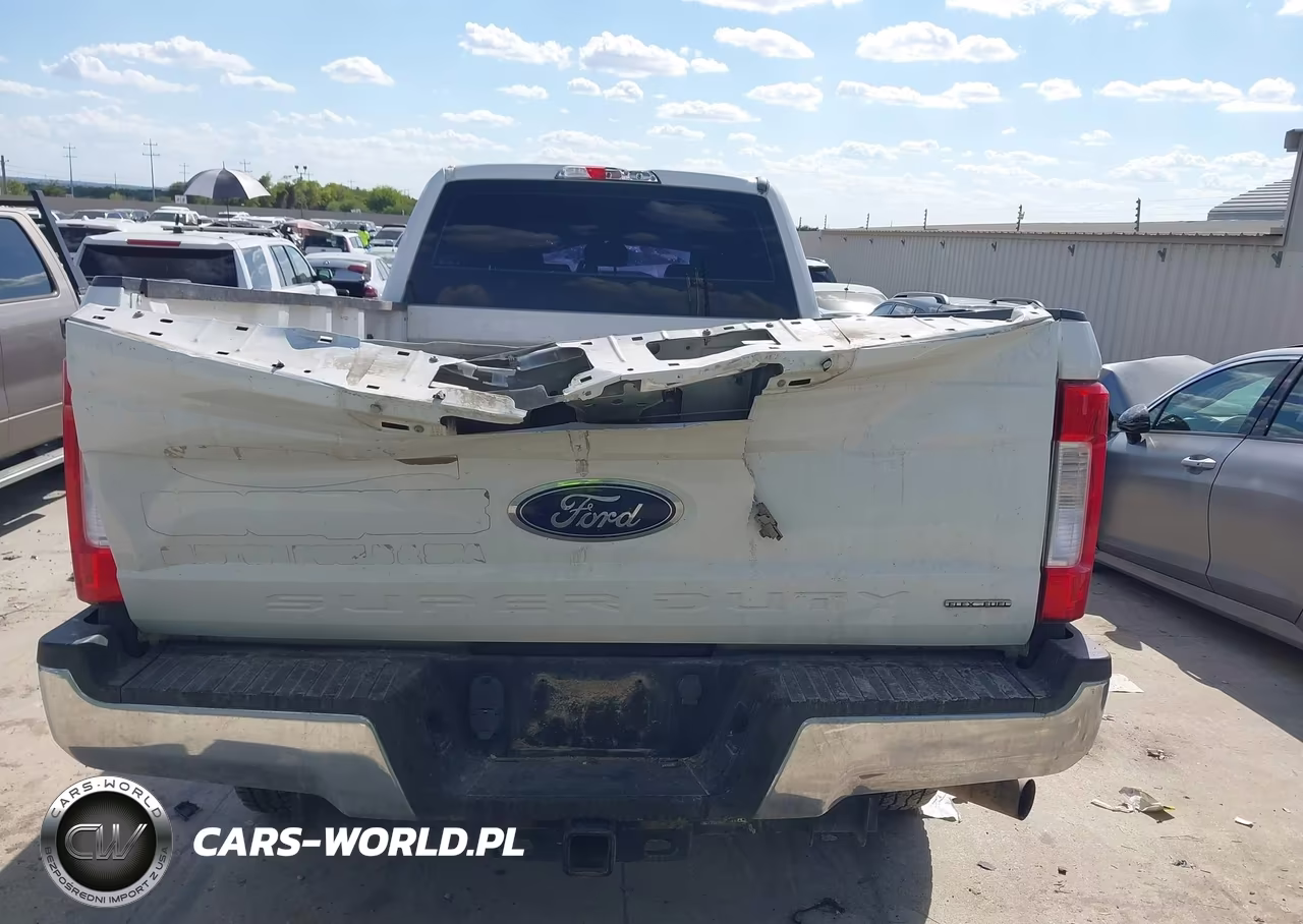 2017 Ford F-250 Xl VIN:1FT7W2B68HEF27048 - 16
