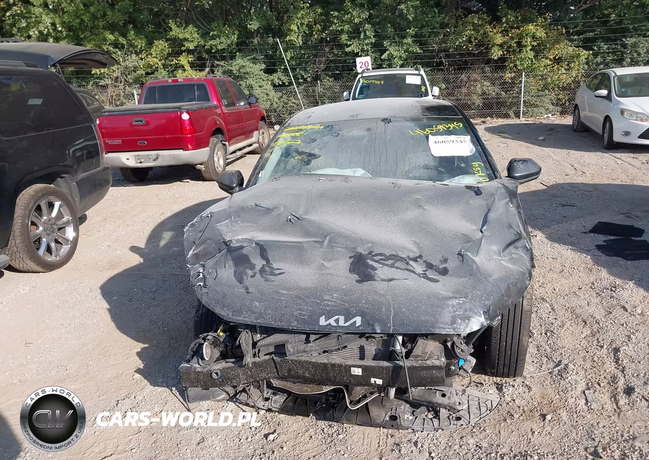 2025 Kia K4 Lxs VIN:3KPFT4DEXSE151226 - 11