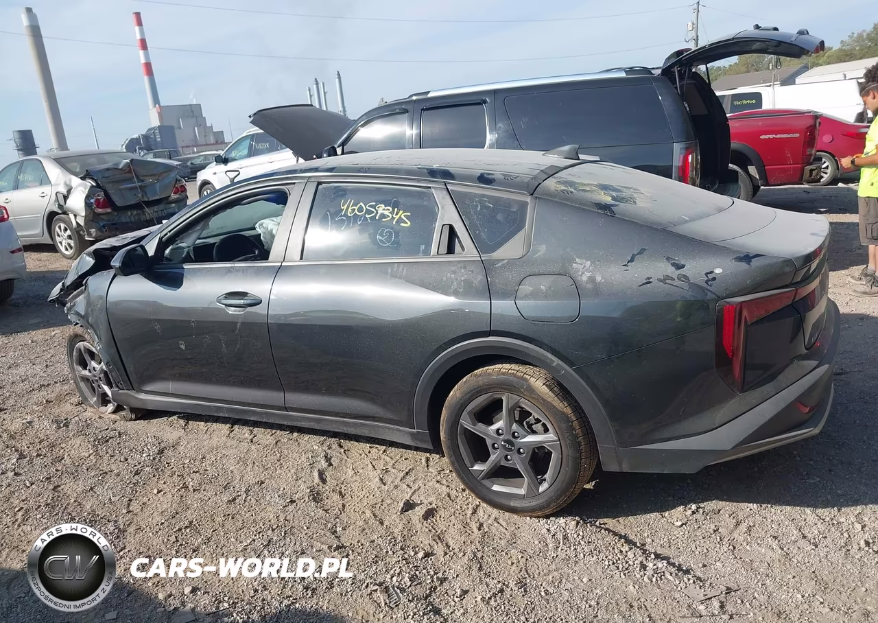 2025 Kia K4 Lxs VIN:3KPFT4DEXSE151226 - 13