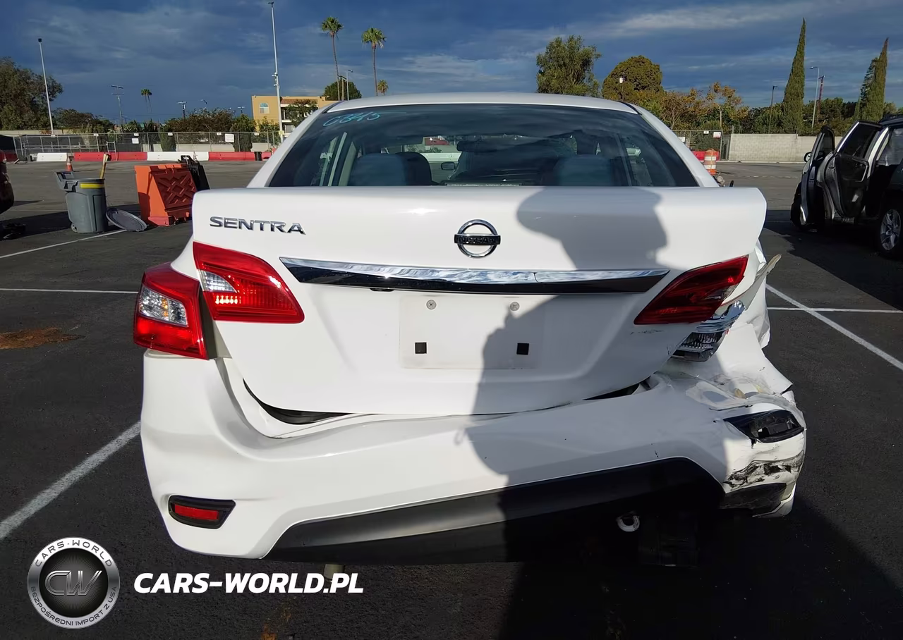 2018 Nissan Sentra S VIN:3N1AB7AP5JY345134 - 16