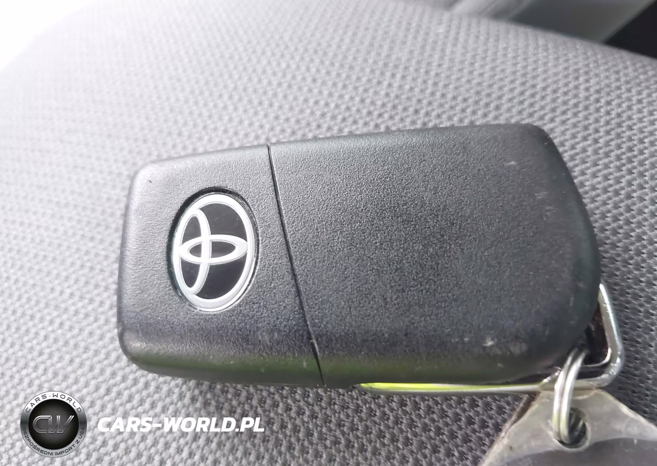 2025 Toyota Corolla Le VIN:5YFB4MDE0SP327890 - 11