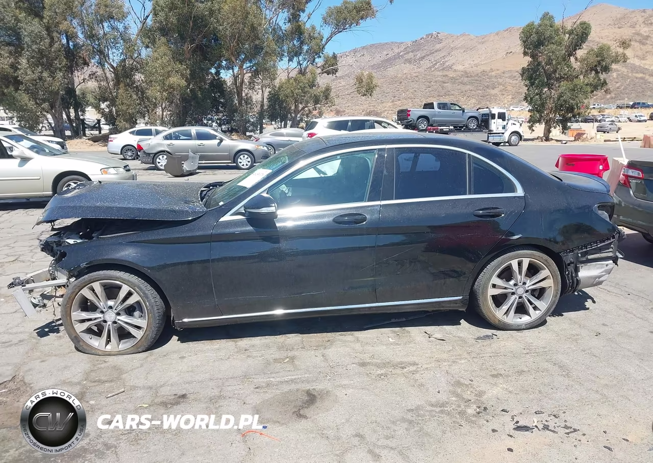 2015 Mercedes-Benz C 300 VIN:55SWF4JB4FU094182 - 14