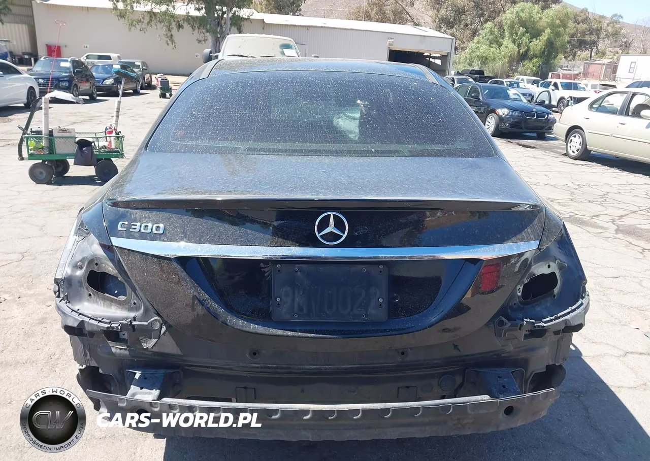2015 Mercedes-Benz C 300 VIN:55SWF4JB4FU094182 - 16