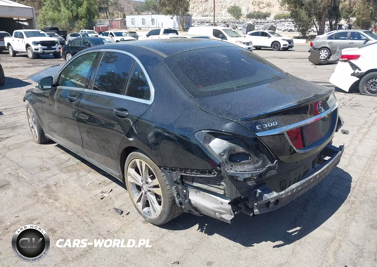 2015 Mercedes-Benz C 300 VIN:55SWF4JB4FU094182 - 3