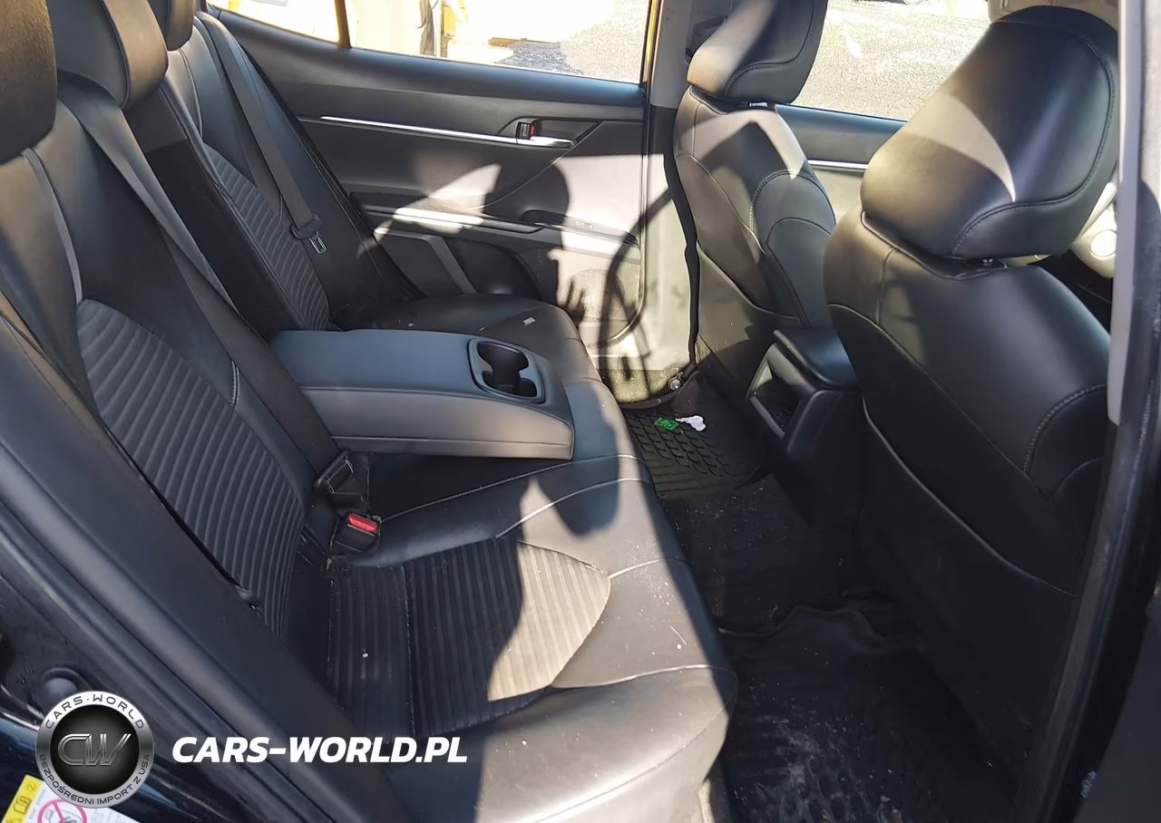 2018 Toyota Camry Se VIN:JTNB11HK3J3004976 - 8
