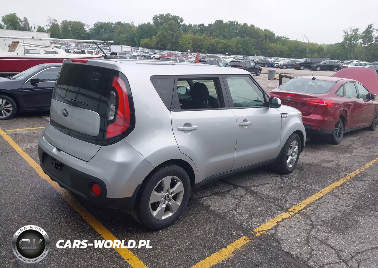 2017 Kia Soul VIN:KNDJN2A27H7488593 - 4