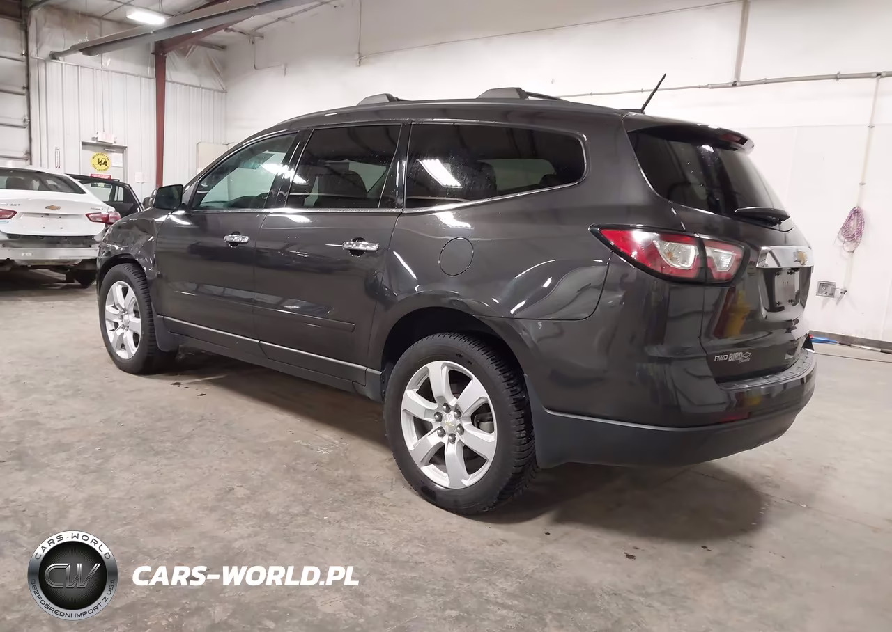 2016 Chevrolet Traverse 1Lt VIN:1GNKVGKD4GJ241817 - 3