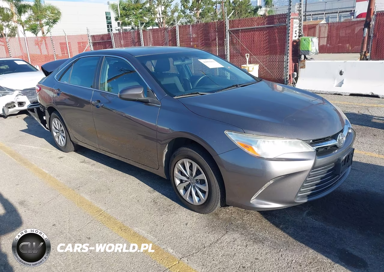 2017 Toyota Camry Le